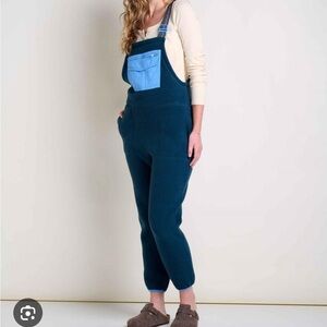 Toad and Co Women’s Fleece Overalls Jumpsuit